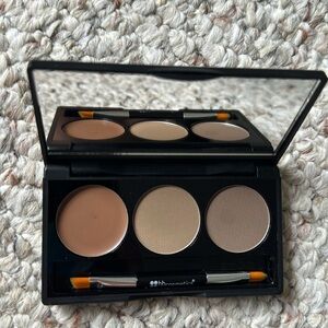 NEW BH Cosmetics Flawless Brow Trio Brow Defining Kit